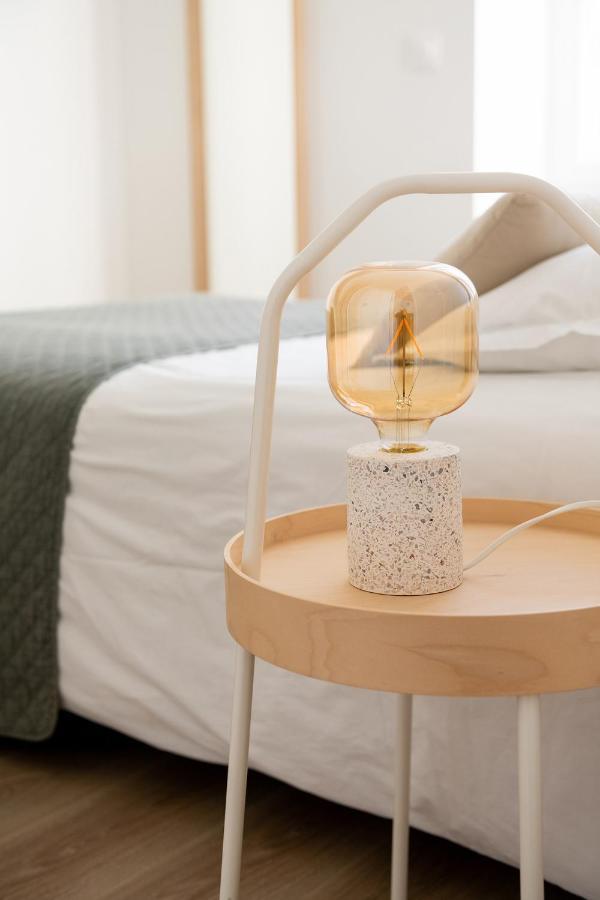 Stylish Sunrise : T3 Lumineux Au Coeur De Pau Lägenhet Exteriör bild